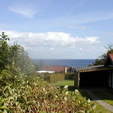 Two-bedroom Holiday In 1 Сasa de vacaciones *