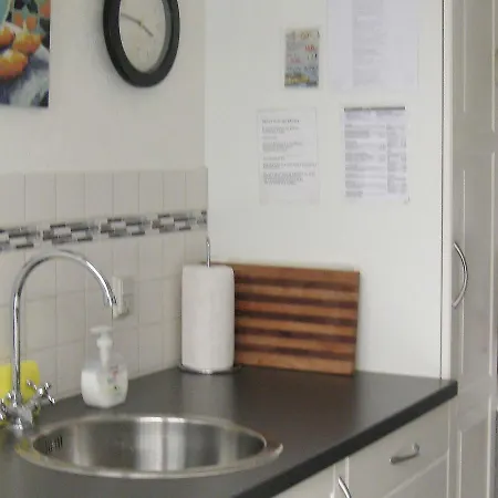 Two-bedroom Holiday In 1